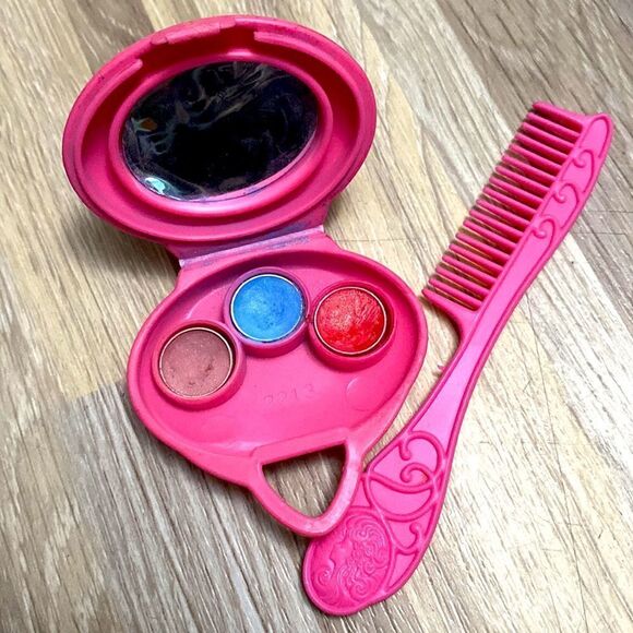 Angel face Barbie vintage doll makeup and travel comb 80s Barbie accessories - Picture 8 of 8